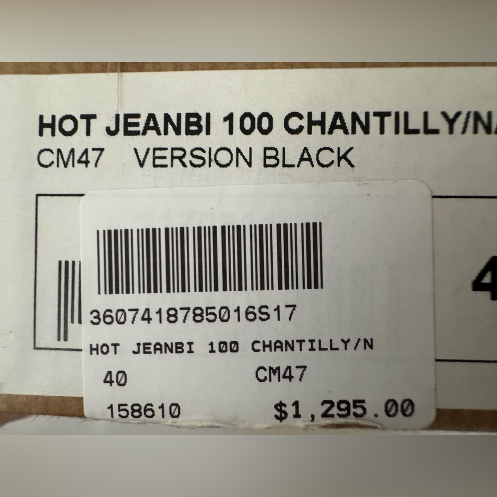 Christian Louboutin Hot Jeanbi 100 size 40 - Picture 11 of 11